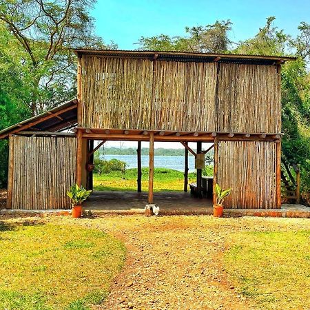 Murchison Giraffe Camp Paraa Exteriör bild