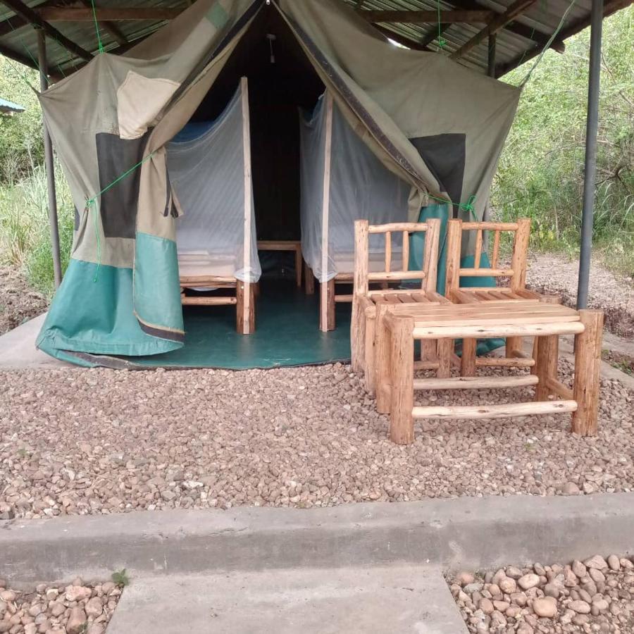 Murchison Giraffe Camp Paraa Exteriör bild